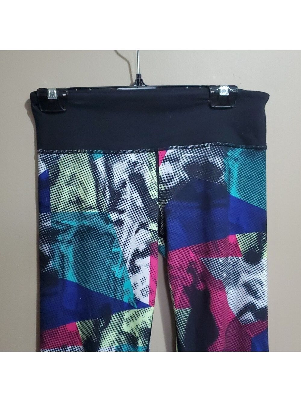 Lululemon Midrise Manifesto Graffiti Leggings Size 6 - Picture 2 of 6